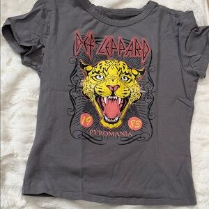 Def Leppard Crop Gray T-Shirt